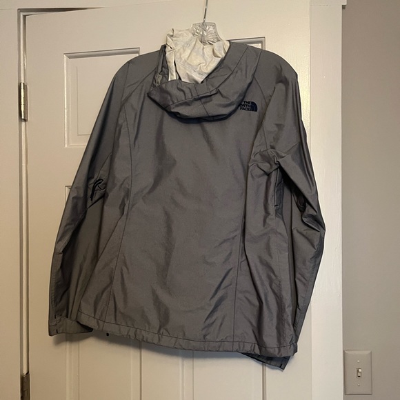 The north face womens rain jacket - Picture 2 of 5